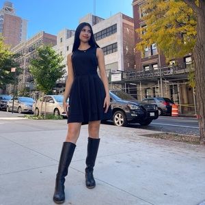 Meet your Posher, Ari